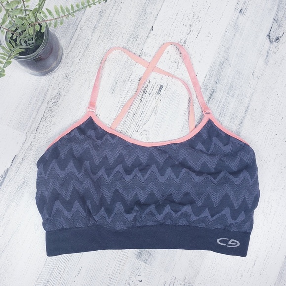 Champion Other - 🌷 Champion Grey Chevron Sports Bra